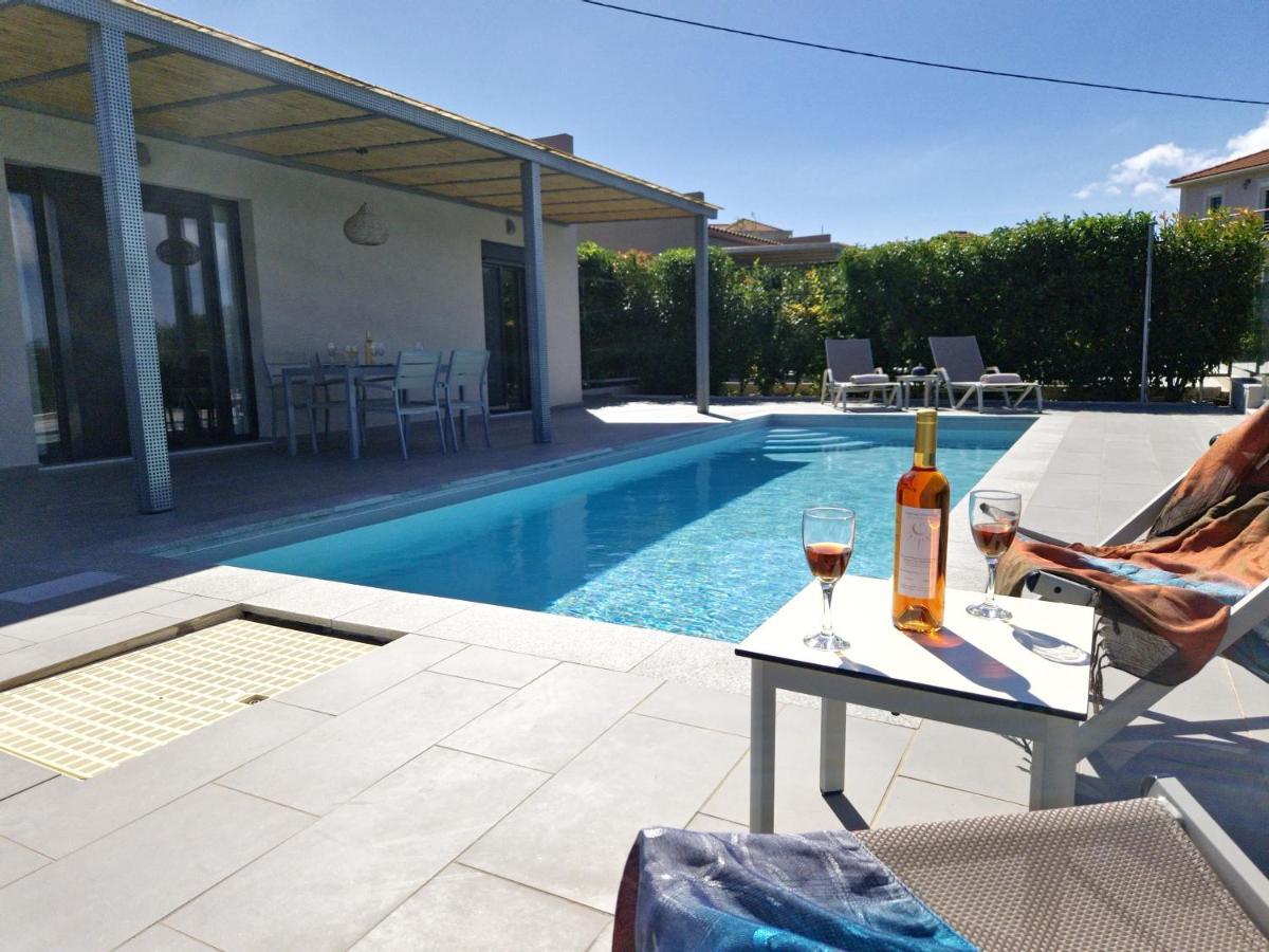 Onar - Luxury Villas Argostoli  Exteriör bild